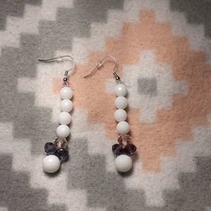 Diamond Bella Handcrafted Fashion earrings.